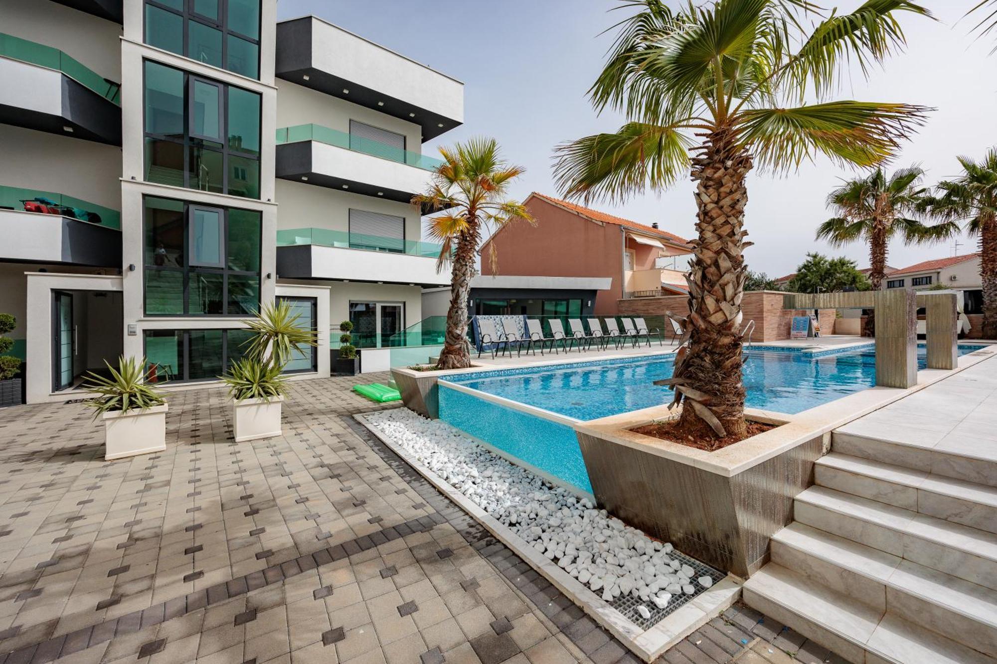 Boutique Apartments Blitz Бибинье Экстерьер фото