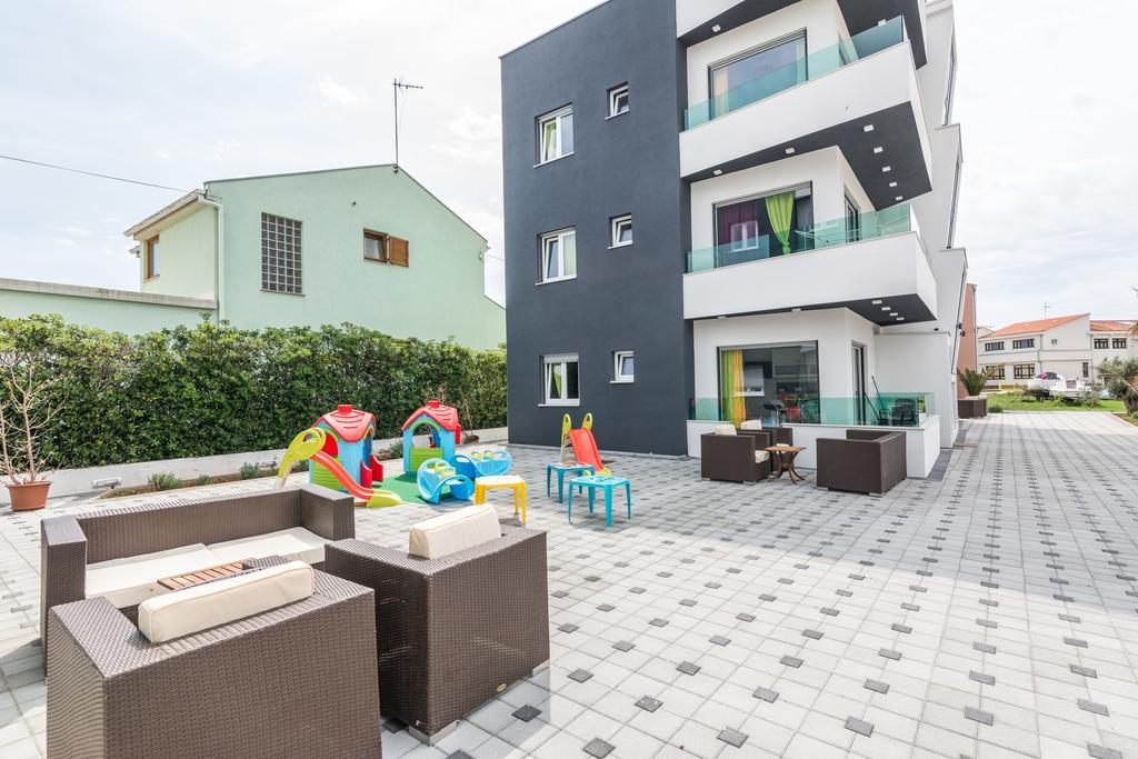 Boutique Apartments Blitz Бибинье Экстерьер фото